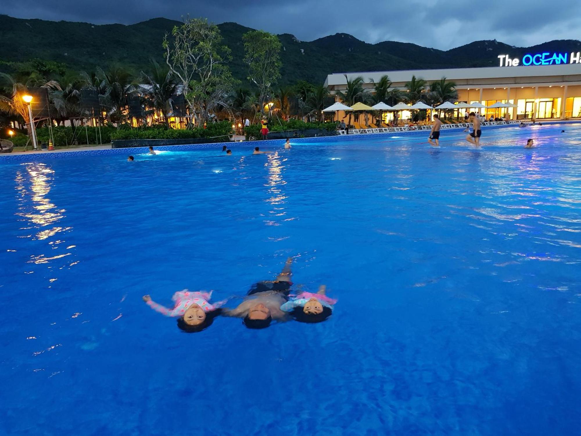 Oceanami Resort Sea View Long Hai Exteriör bild