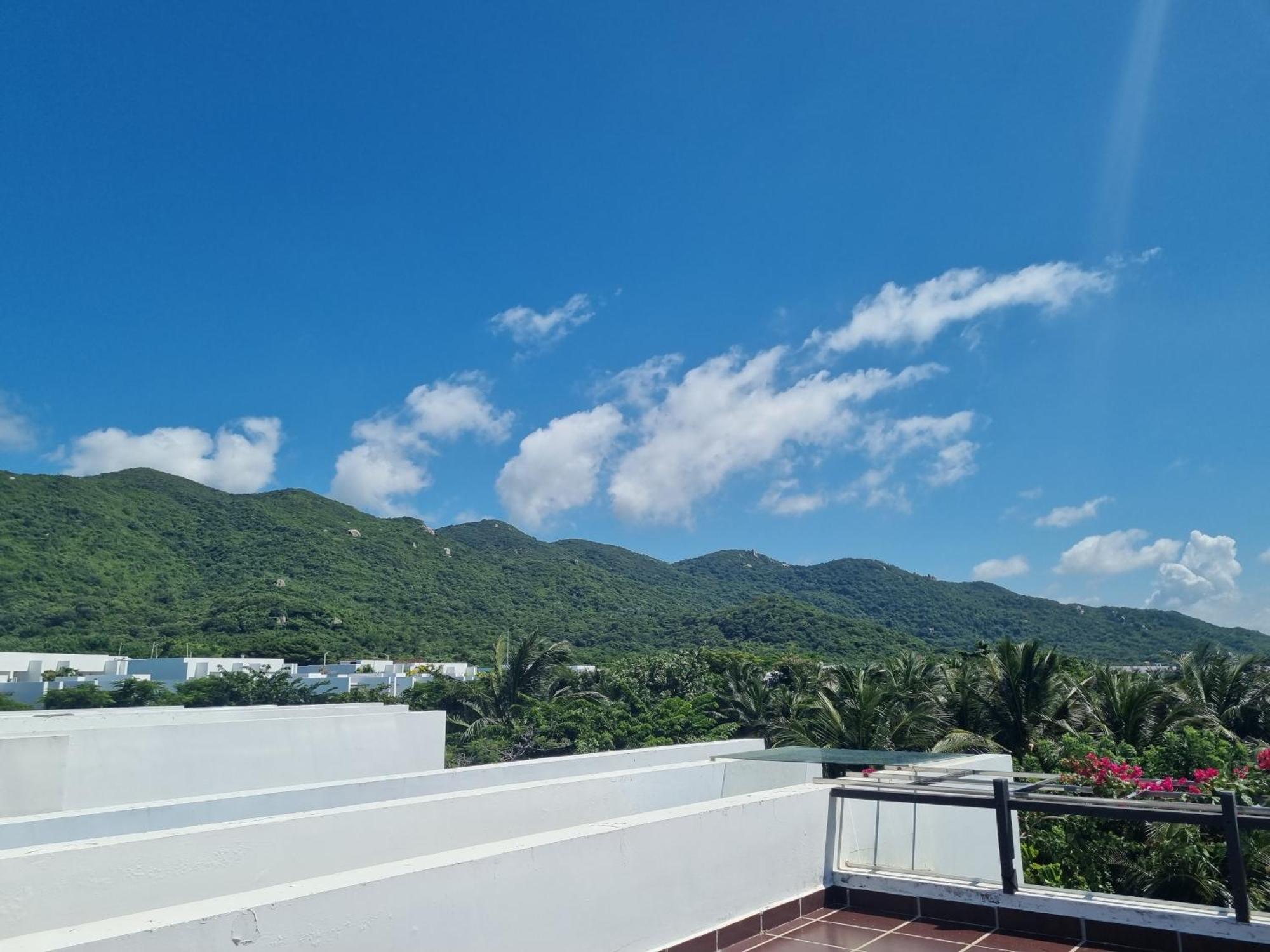 Oceanami Resort Sea View Long Hai Exteriör bild